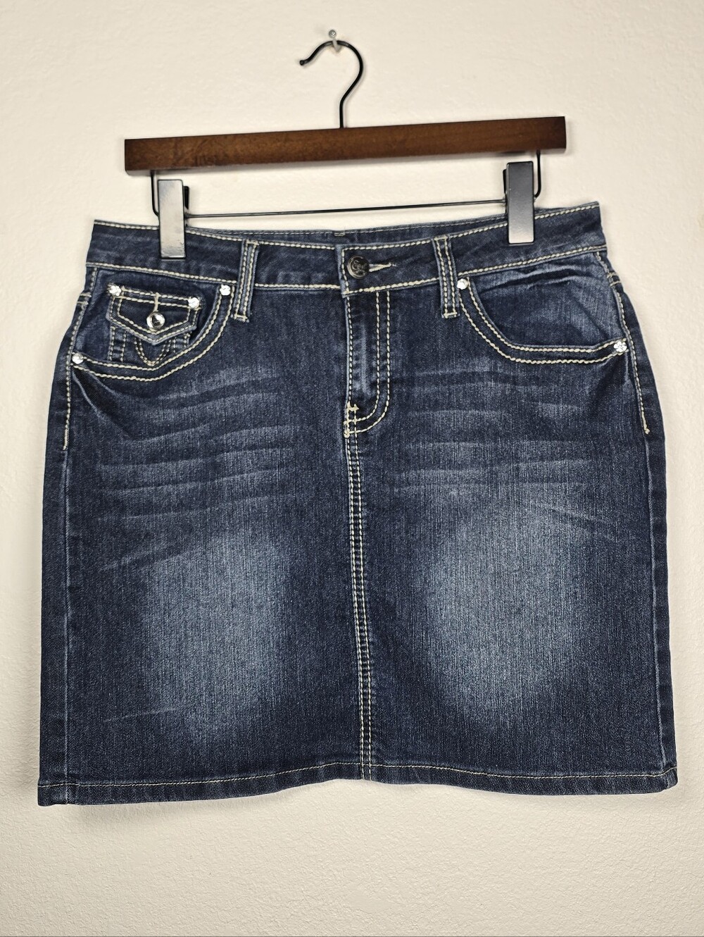VTG Y2K Earl Jean Denim Mini Skirt Rhinestone Embellished Pocket Dark Wash Sz 8
